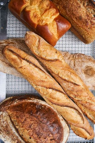Pães de fermentação natural recheiam o menu da Le Jazz Boulangerie / Laís Acsa