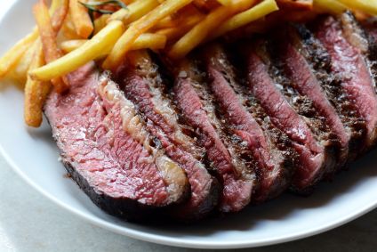 Denver Steak com fritas e béarnaise