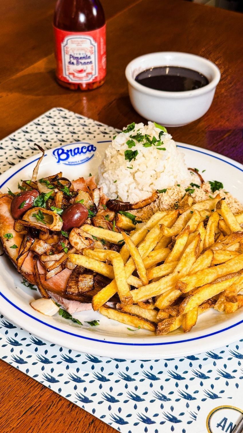 Zécutivos Pernil do Braca • Paulo Naciff