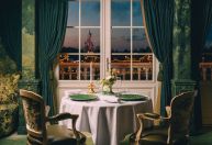 Disneyland Paris abre restaurante com chef estrelado pelo Guia Michelin