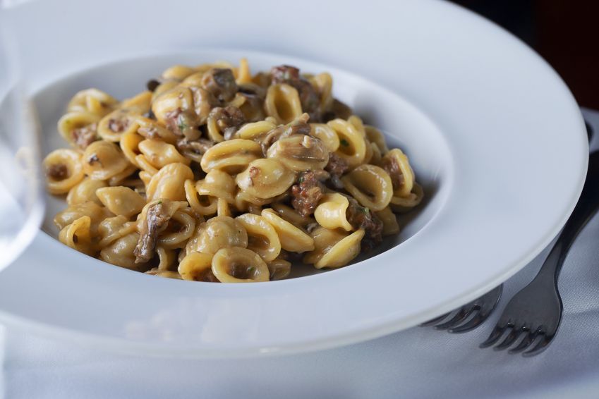 Orecchiette, massa tradicional da Puglia, com ragu de linguiça picante e funghi porcini, é uma das sugestões exclusivas para o Dia das Mães do Il Carpaccio • Diego Sanchez